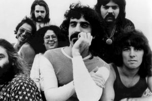 Musician Frank Zappa with fellow band members
